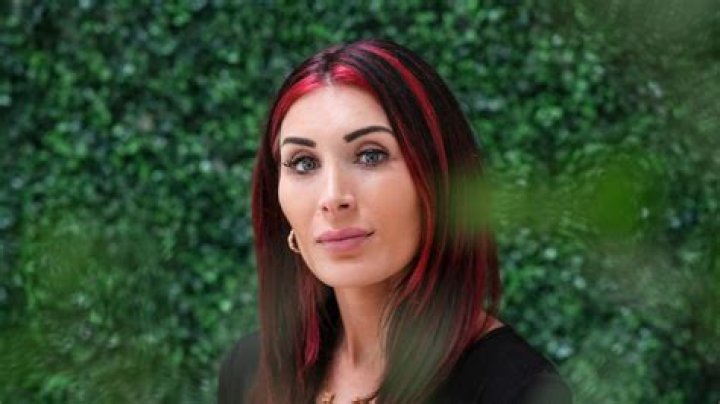Laura Loomer Net Worth ·